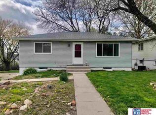 5001 Grassridge Rd, Lincoln, NE 68512