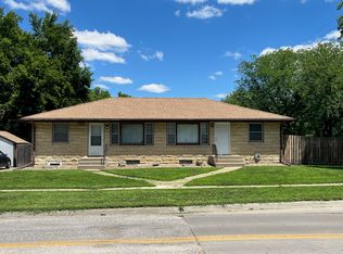 5542 Adams St, Lincoln, NE 68504