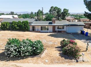 17965 Symeron Rd, Apple Valley, CA 92307