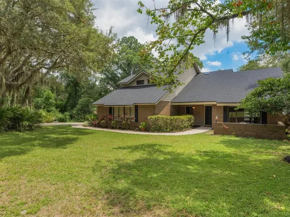 120 E Greentree Ln, Lake Mary, FL 32746