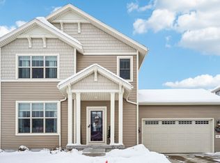 319 Sunshine Ln, Verona, WI 53593