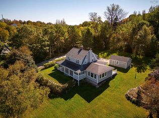 75 Granite St, Chester, NS B0J1J0