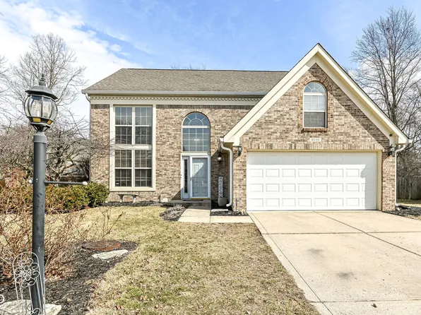 9046 Glass Chimney Ln, Fishers, IN 46037