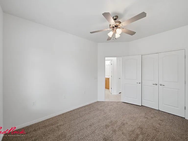 1546 Morane Manor Dr — Photo 8