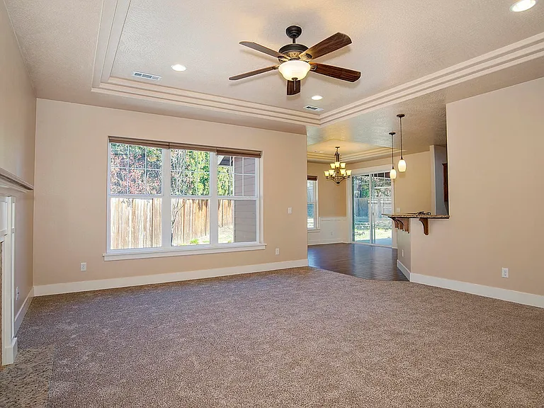 630 Camino Claire St — Photo 4