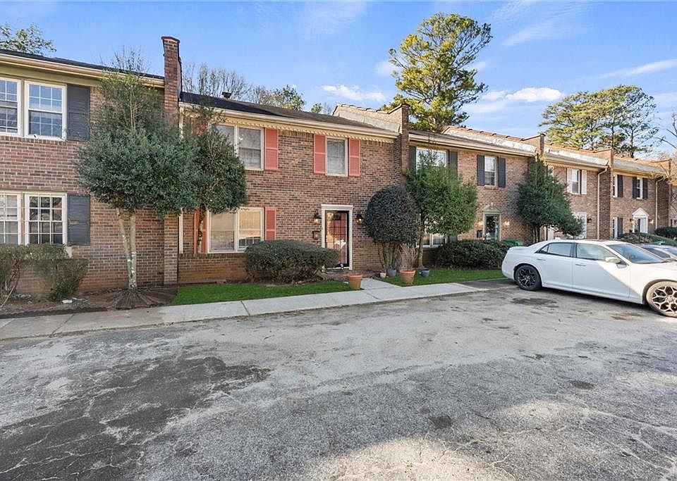 1st image of 105 Glen Acres Ct