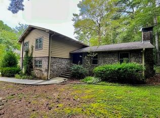 4541 Arcado Rd SW, Lilburn, GA 30047