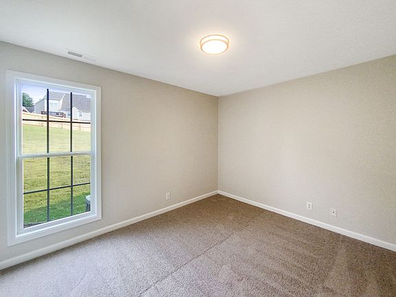 5th image of 519 Winding Bluff Way