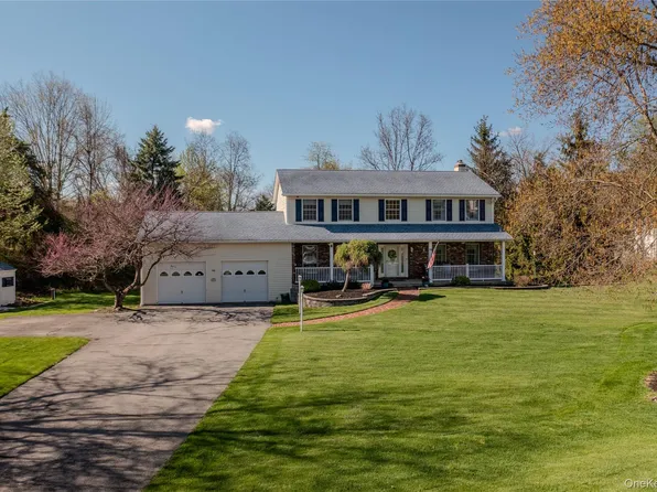 98 Leo Lane, Poughquag, NY 12570