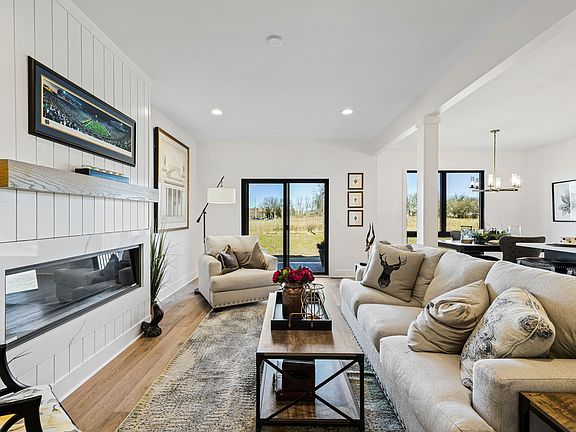 5th image of 1413 Wren Ln