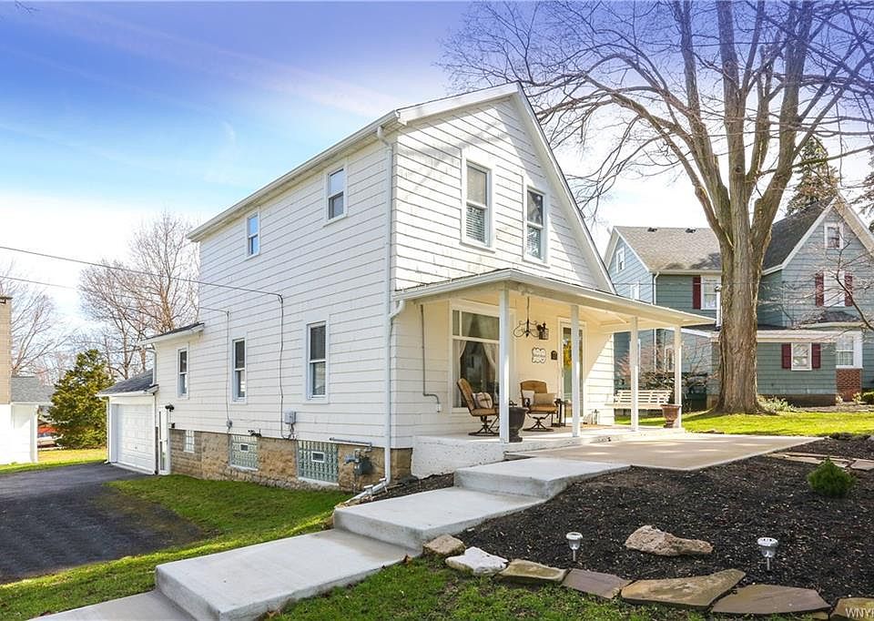 1st image of 13 Hoag Ave