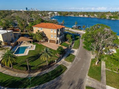 209 Corsino Way S, Saint Petersburg, FL, 33705