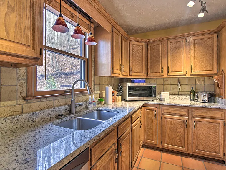 500 Lynn Cove Rd — Photo 26