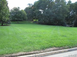 678 Stoneridge Dr, Adrian, MI 49221