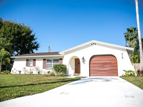 519 67th Avenue Dr W, Bradenton, FL 34207