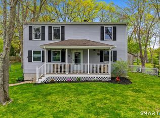 15 Massachusetts Road, Montville, CT 06370