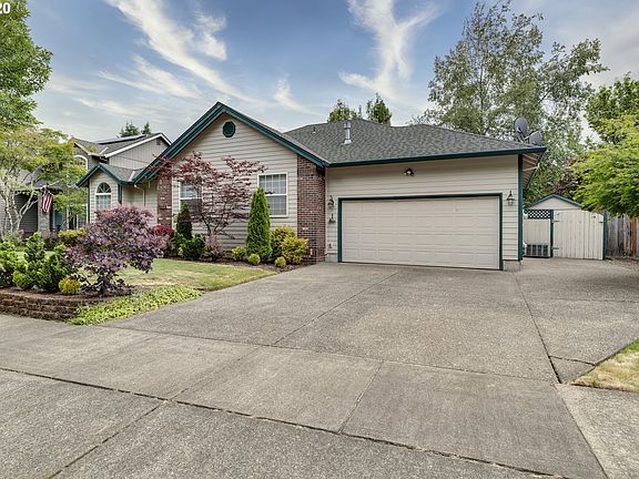 3rd image of 2074 NE 51st Ave