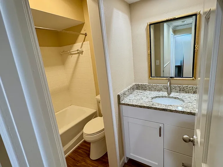 3111 S Florence Ct — Photo 13