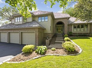 9998 Bennett Pl, Eden Prairie, MN 55347