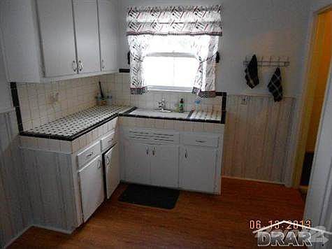 4th image of 1709 Winchester Ave