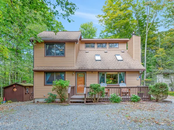 16 Ridgewood Cir, Lake Ariel, PA 18436
