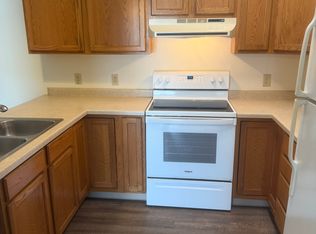 1209 Zajak Dr #17, Baraboo, WI 53913