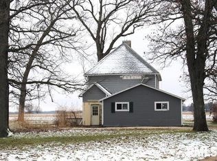 26833 W State Rd, Kewanee, IL 61443