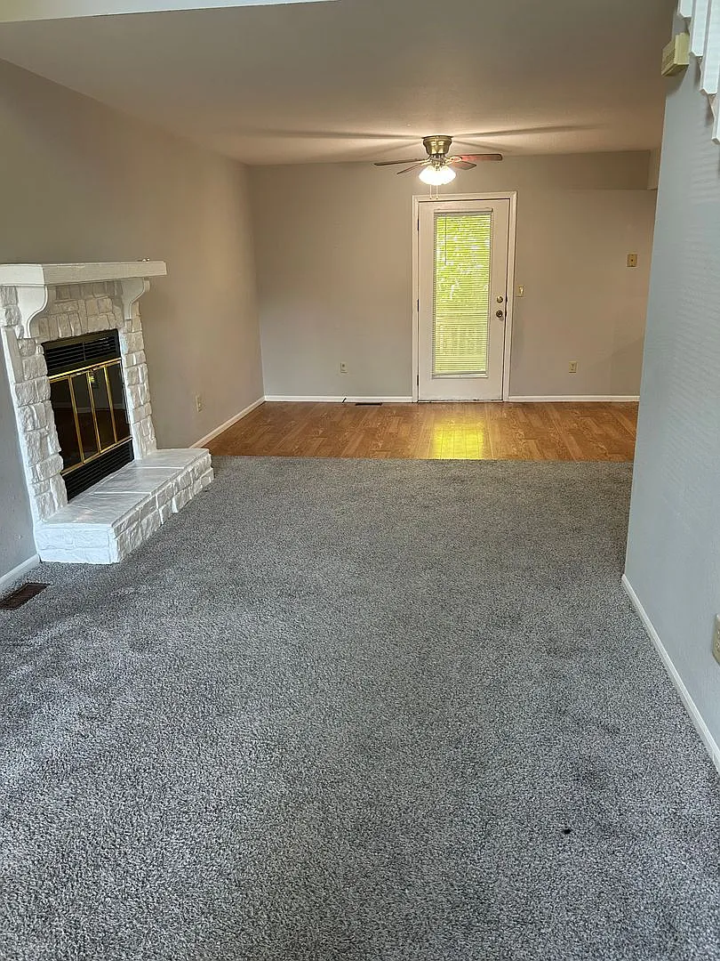 3 Bed 1.5 Bath Duplex — Photo 2