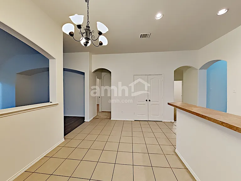 6412 Spring Ranch Dr — Photo 7