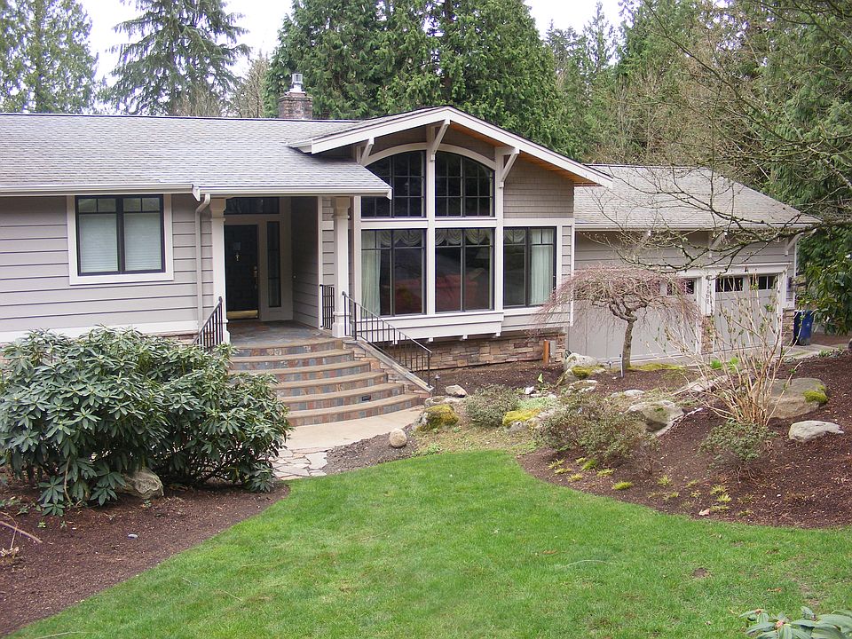 1st image of 16009 NE 51st St
