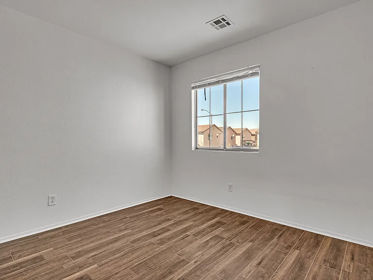8034 Platville St — Photo 12