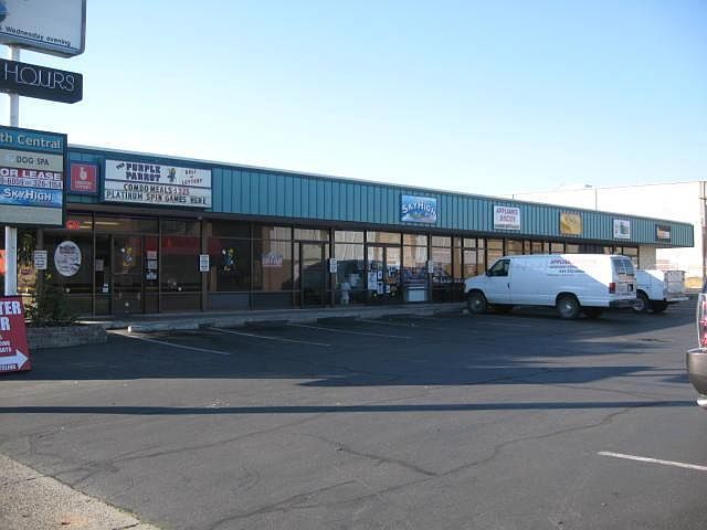 1st image of 828 S Central Ave Ste 4