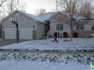 401 Forest View Ave, Sioux City, IA 51103