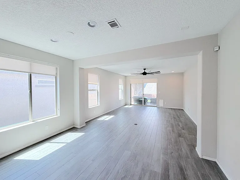 1172 Vallecito Loop NW — Photo 12