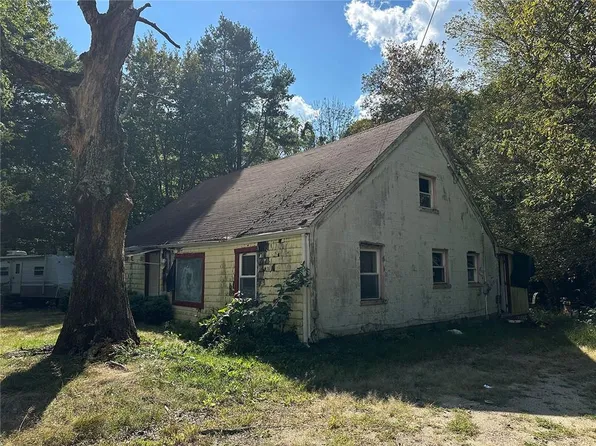 1663 Victory Hwy, Coventry, RI 02827