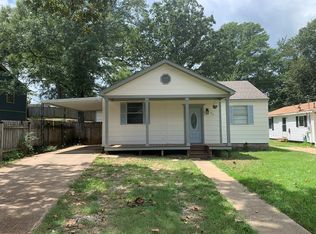 515 Montgomery St, Winona, MS 38967