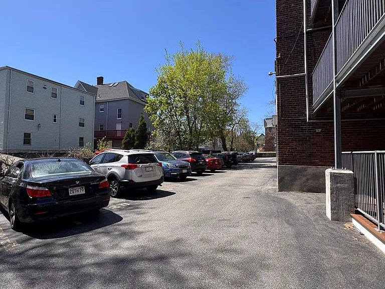 36-38 Radcliffe Rd #1 — Photo 10