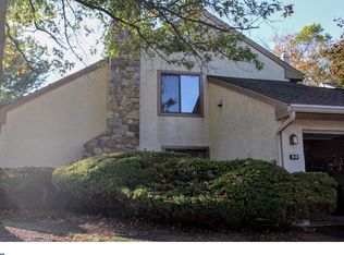 52 High Gate Ln, Blue Bell, PA 19422