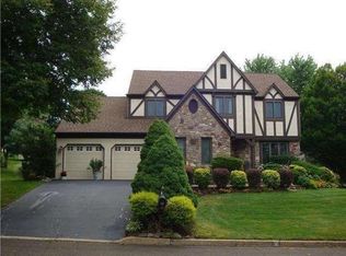 12 Brentwood Pl, Southampton, PA 18966