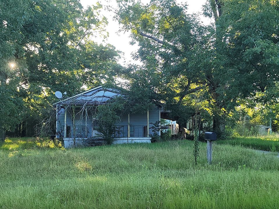 1st image of 409 Broadway Ave