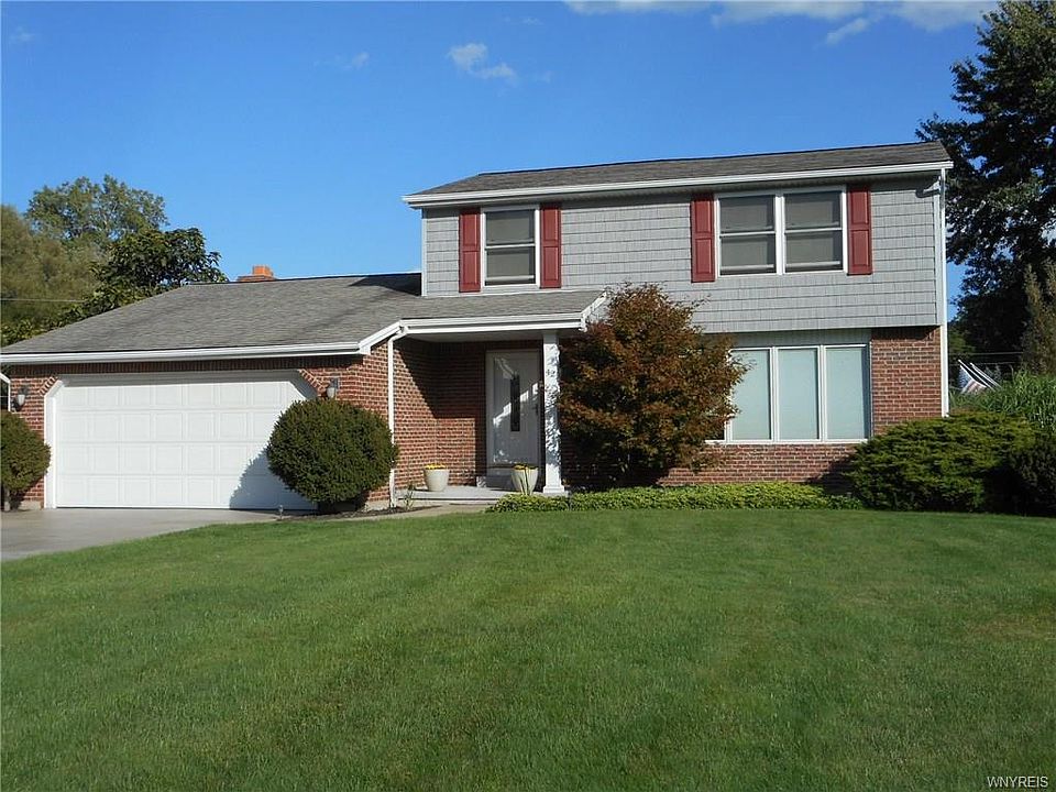 1st image of 42 Lakewood Dr
