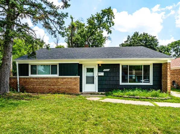 17555 Howe Ave, Homewood, IL 60430