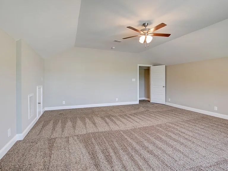 677 Battery Ct — Photo 6