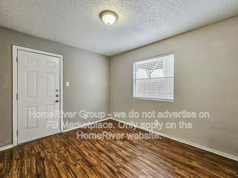 9900 Roxanna Dr #B — Photo 9