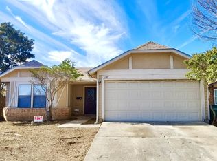 6105 Cliffbrier Dr, San Antonio, TX 78250
