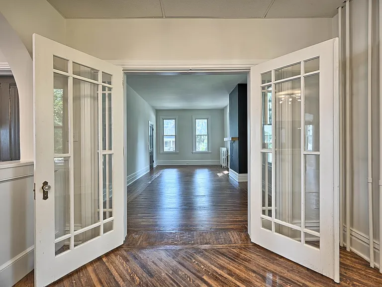 312 E Main St #1 — Photo 2