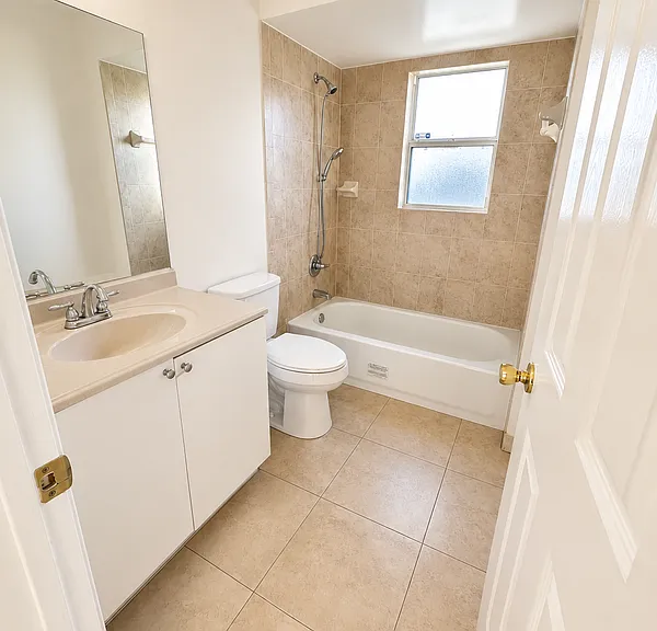 2231 SE Lucaya St — Photo 11
