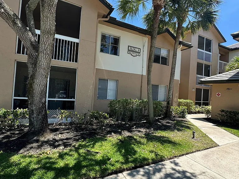 9833 Westview Dr #824-412 — Photo 13