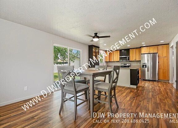 5th image of 3408 S Colorado Ave