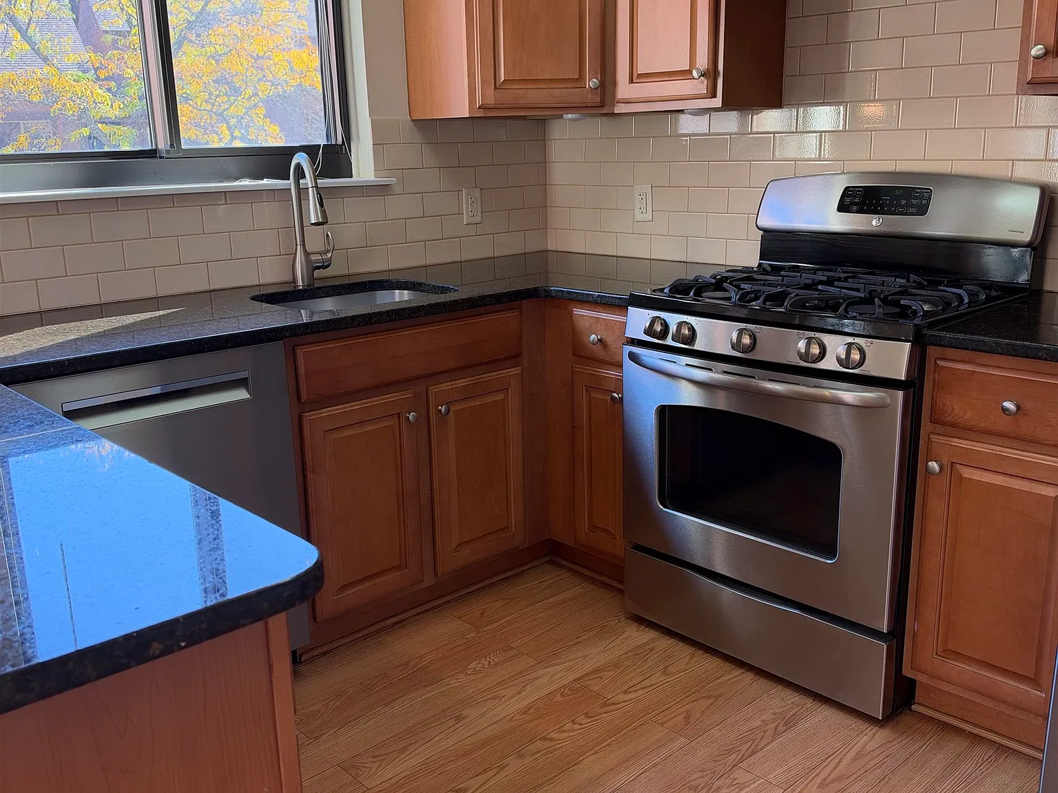 Harmon Cove Townhouse 1 — Photo 4